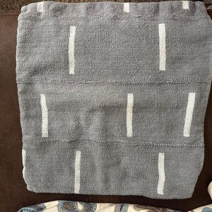 African mud cloth Zippered pillow sham Grey and White Soft-furnishings-textiles